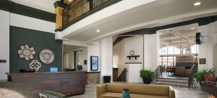 图森帕洛马村希尔顿安泊套房酒店(Embassy Suites by Hilton Tucson Paloma Village)图片