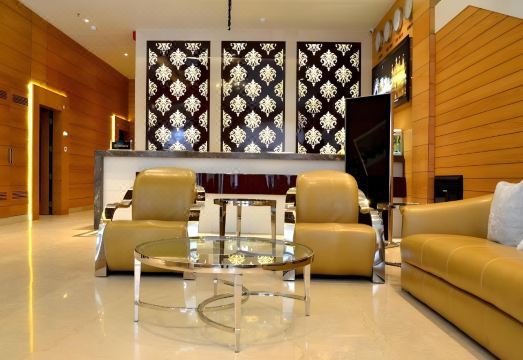 Hotel Sawera Grand Near Golden Temple Hotel Overview