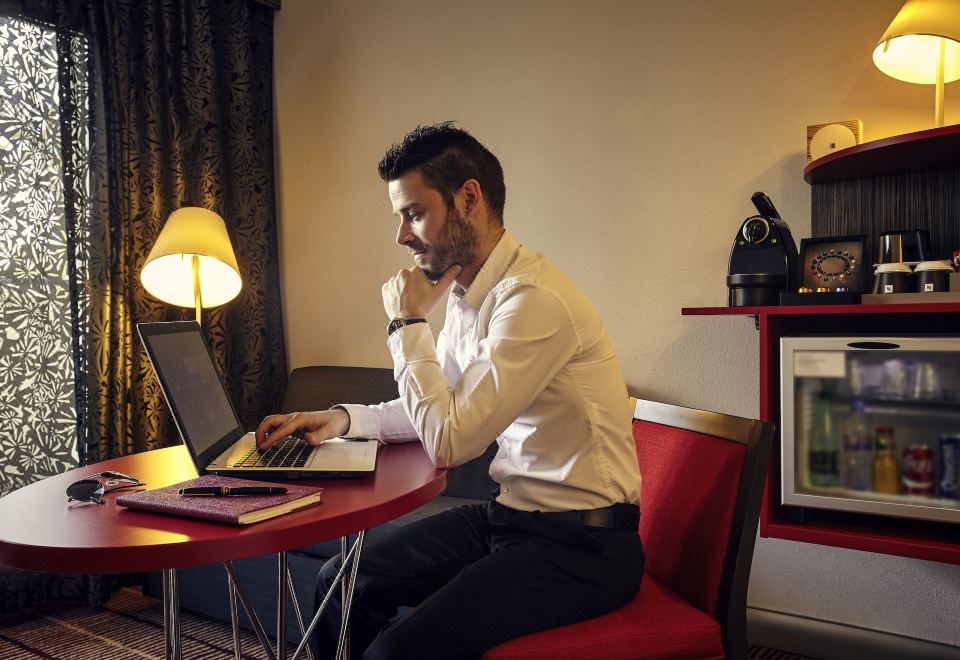 Hôtel Mercure Blois CentreOver view