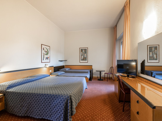 诺娃格罗塞托酒店