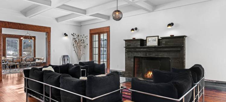 Trendy Upstate Hideaway with Scenic Views图片