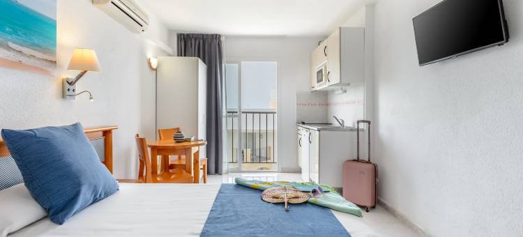 卡列塔氛围出租公寓 - 限成人(Vibra Calima Apartamentos - Adults Only)图片