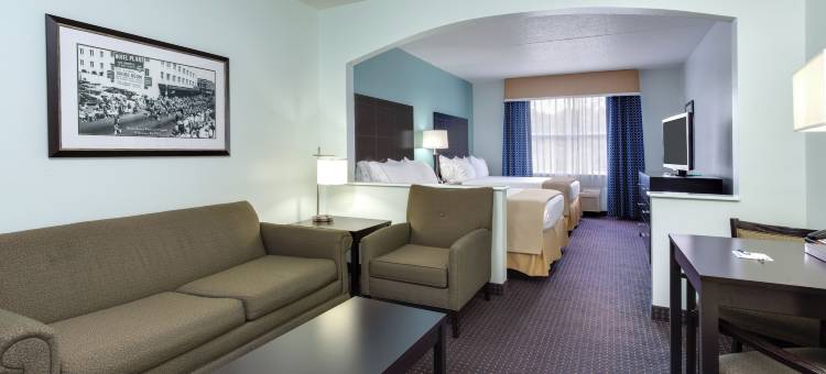 智选假日套房酒店普兰特城(Holiday Inn Express & Suites PLANT CITY by IHG)图片