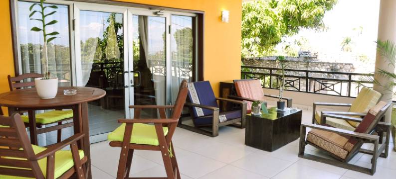 阿罗拉曼达酒店(Allamanda Hotel)图片