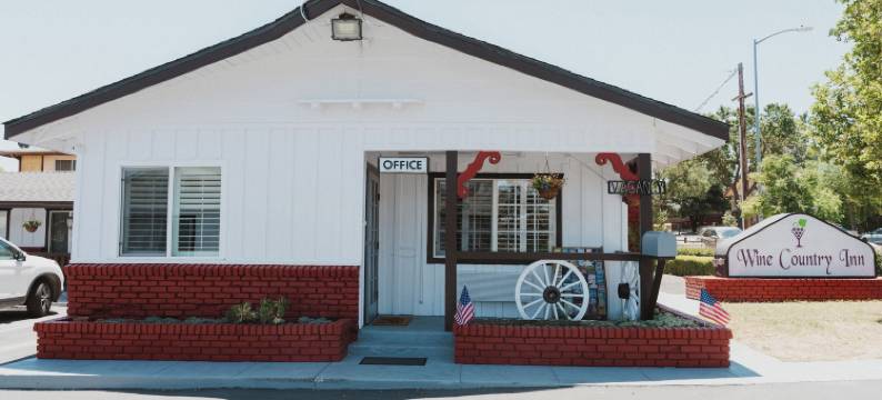 巴索罗布列斯葡萄酒乡村酒店(Hotel Paso Robles Wine Country)图片