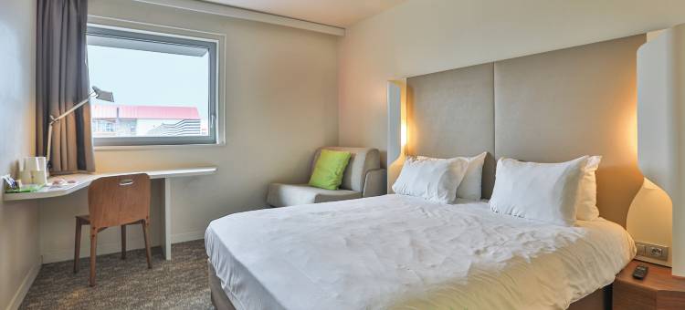 拉罗什续尔雍中心火车站康铂酒店(Campanile la Roche Sur Yon Centre - Gare)图片