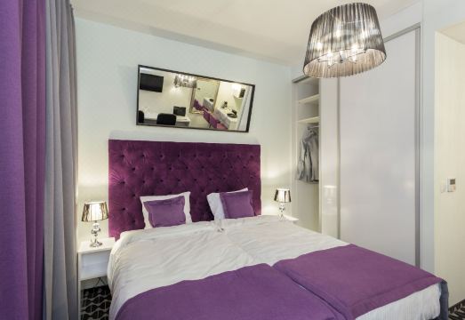 Vola Residence Hotel Overview