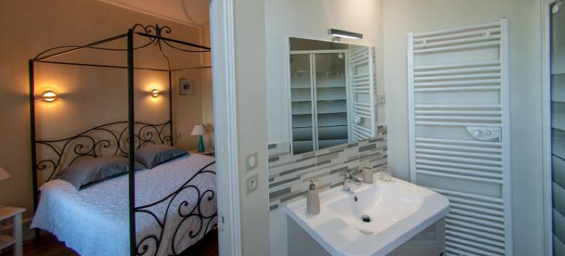 奥普伊韦里特斯酒店(Au Puy des Vérités)图片