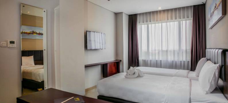 泗水普里姆布兹酒店(PrimeBiz Hotel Surabaya)图片