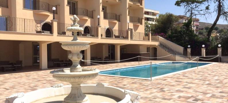 里维耶河宫酒店(Hotel Riviera Palace)图片