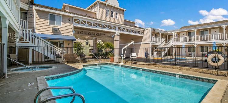 罗德威酒店-蒂梅丘拉老城(Rodeway Inn Old Town Temecula)图片