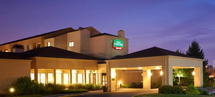 印第安纳波利斯机场万怡酒店(Courtyard Indianapolis Airport)图片