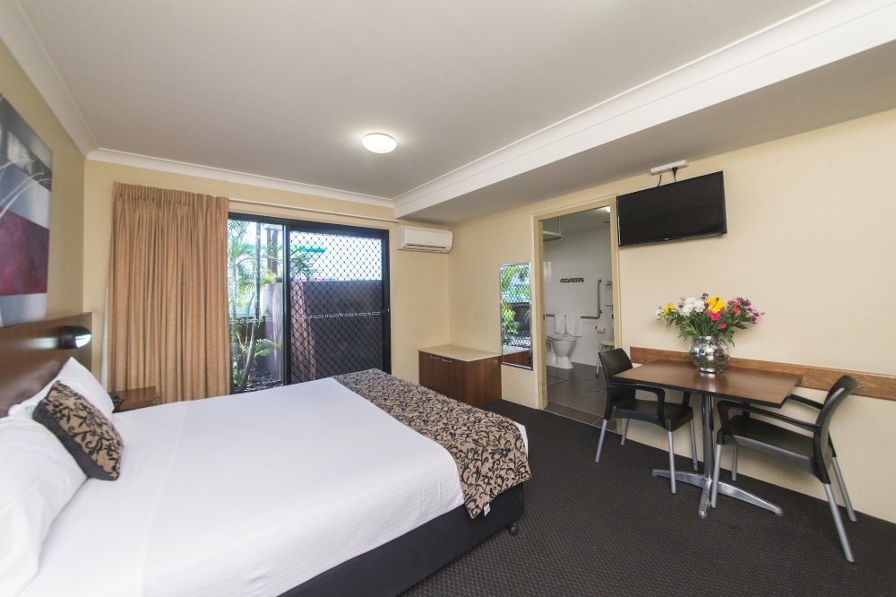 Rocky Resort Motor Inn Over view