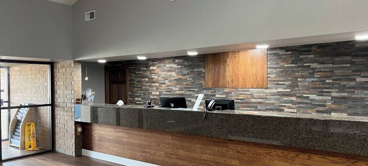 马什菲尔德美吟温德姆酒店(AmericInn by Wyndham Marshfield)图片