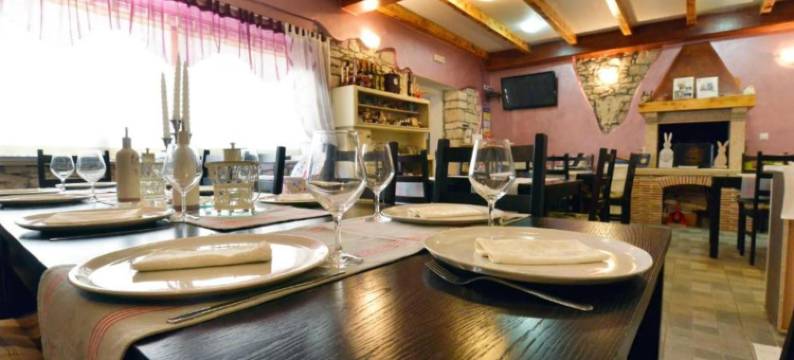 难忘住宿的正宗伊斯特里亚客房(Authentic Istrian Holiday Home for Unforgettable Stays)图片