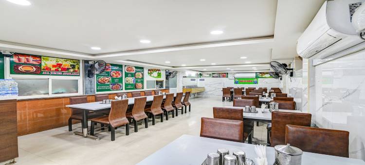 Fabhotel 斯里尼瓦萨旅馆(FabHotel Srinivasa Guest House)图片