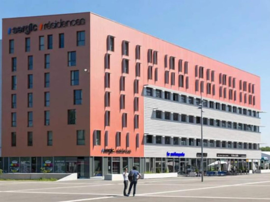 二十商务公寓里尔大体育场