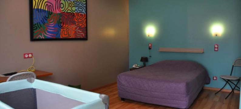 丰盛号角罗杰斯酒店(Logis - Hotel & Restaurant la Corne D 'Abondance)图片