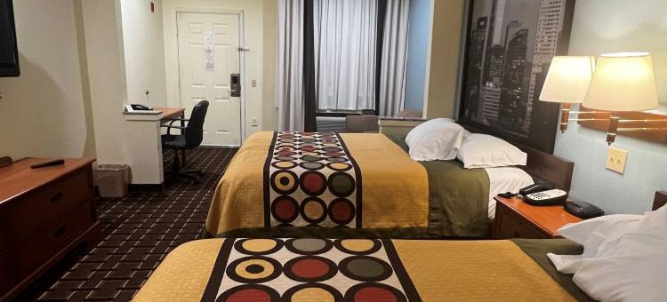 斯塔福德舒格兰地区速8酒店(Super 8 by Wyndham Stafford Sugarland Area)图片