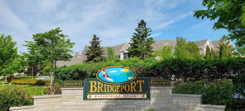 布里奇波特滨水度假村(Bridgeport Waterfront Resort)图片