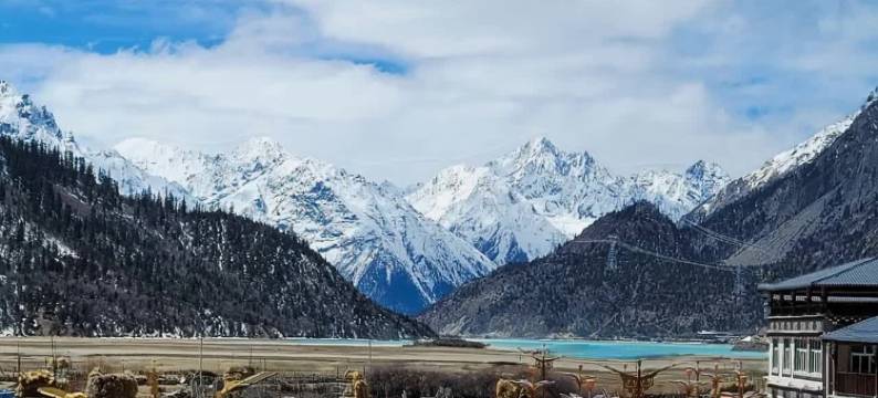 八宿然乌梦境酒店(然乌湖店)图片