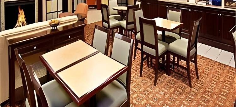 文森斯智选假日酒店(Holiday Inn Express Vincennes)图片