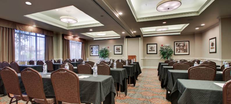 希尔顿欢朋酒店-华纳罗宾(Hampton Inn Warner Robins)图片