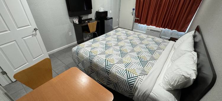 佛罗里达州恩格尔伍德 6 号汽车旅馆(Motel 6 Englewood, FL)图片
