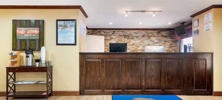 肯纳瑟美吟酒店(Baymont by Wyndham Kennesaw)图片