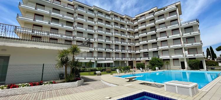 Apartment near Venice with Sandy Beaches图片