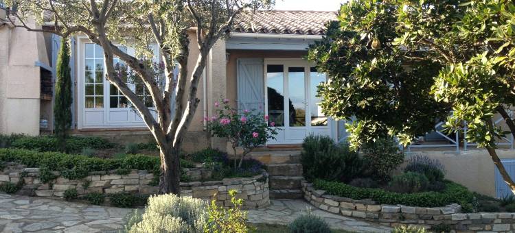 Villa near Les Etangs de Bages Lake图片