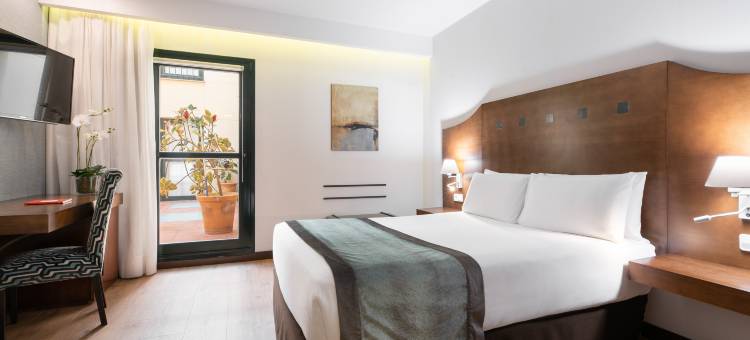 埃克斯阿戈拉卡塞雷斯住宿(Exe Agora Cáceres)图片