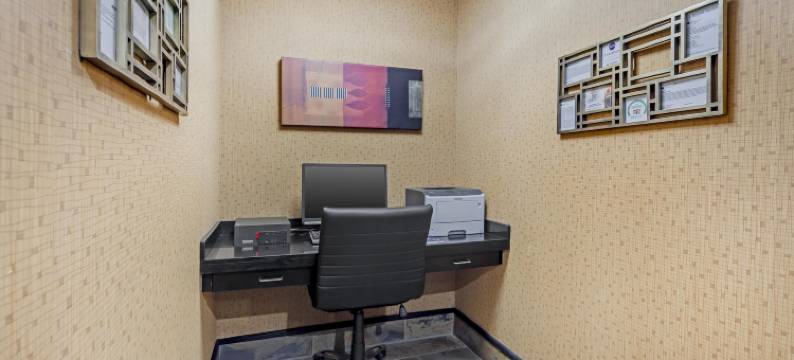 邦尼维尔贝斯特韦斯特套房酒店(Best Western Bonnyville Inn  Suites)图片