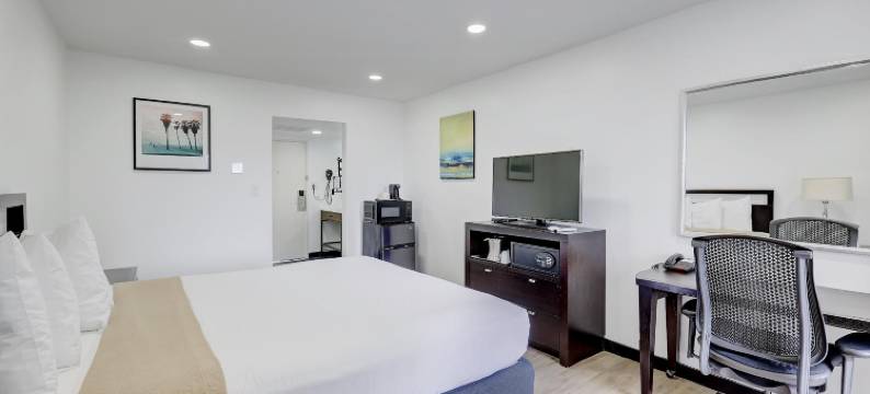 圣迭戈-市中心-会议中心戴斯酒店(Days Inn by Wyndham San Diego/Downtown/Convention Center)图片