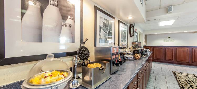 克拉丽奥酒店克利夫兰靠近大学(Clarion Inn Cleveland Near University)图片