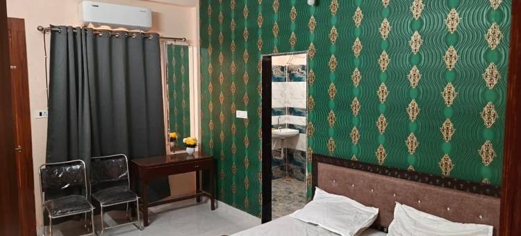 斯瓦斯提克旅馆(Swastik Inn)图片