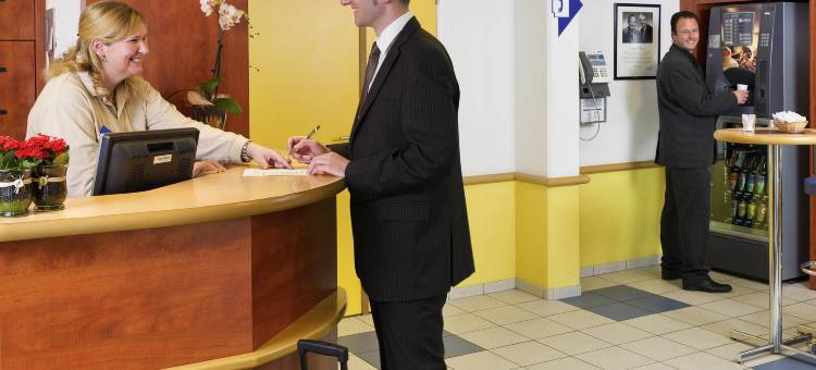 亚琛雷伦边境宜必思快捷酒店(Ibis Budget Aachen Raeren Grenze)图片