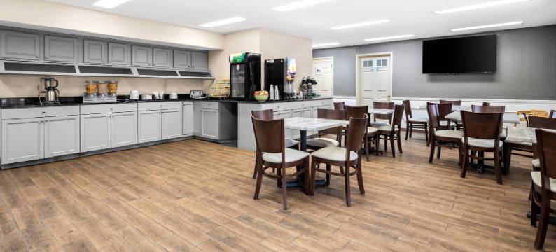 迪凯特河城凯艺酒店(Quality Inn Decatur River City)图片