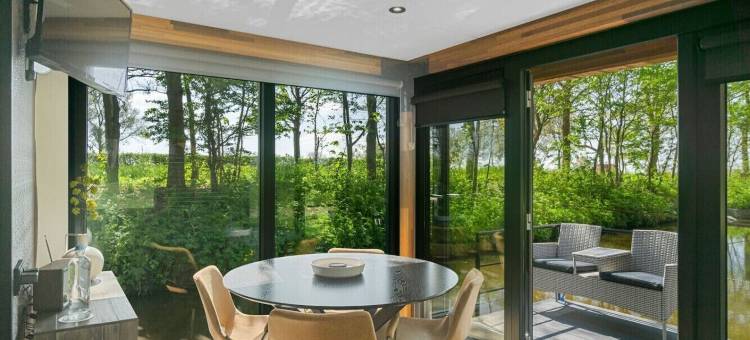 多克斯莱特船屋(Doeke Sleat Houseboat)图片