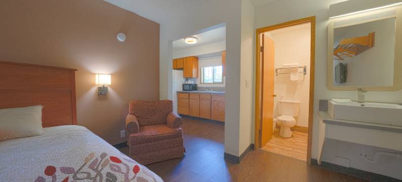 OYO 格拉德斯通经济旅店 - 波特兰/克拉克默斯(Budget Inn Gladstone by OYO - Portland Clackamas)图片