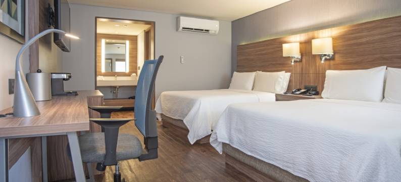 Holiday Inn Express 莫雷利亚(Holiday Inn Express MORELIA by IHG)图片