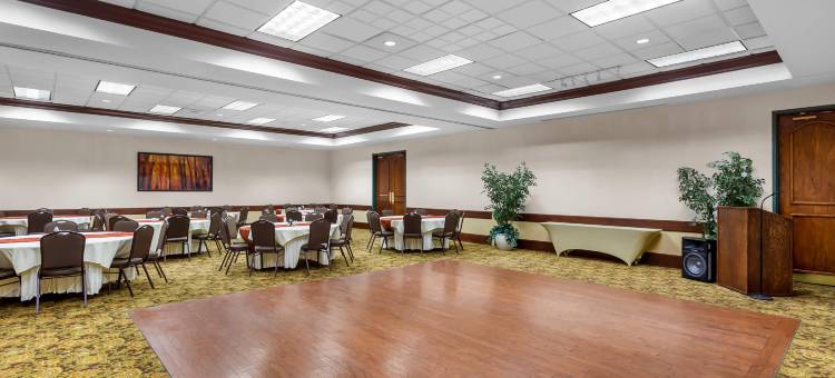 贝克利丽怡酒店(Country Inn & Suites by Radisson, Beckley, WV)图片