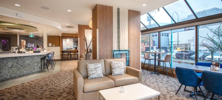 海滨堡垒酒店(Coast Bastion Hotel)图片