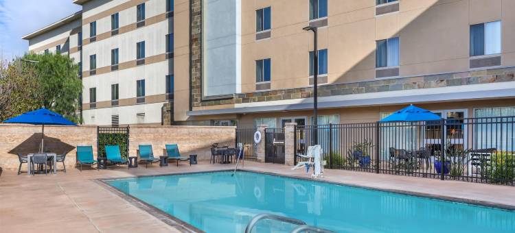 希尔顿欢朋套房酒店-科罗纳里布东(Hampton Inn & Suites Riverside/Corona East)图片