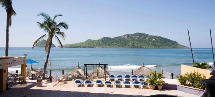 拉斯弗洛雷斯海滩度假村酒店(Las Flores Beach Resort)图片