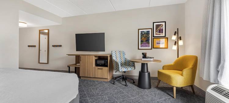 匹兹堡-梅多兰兹希尔顿欢朋酒店(Hampton Inn & Suites Pittsburgh-Meadow Lands)图片