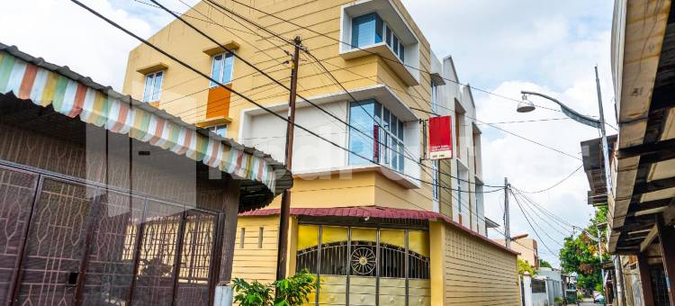 亚当马利克宾馆-靠近丽嘉ICC棉兰-米特拉红门酒店(Adam Malik Guesthouse Near Regale ICC Medan Mitra RedDoorz)图片