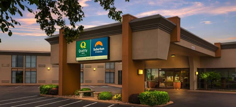 格兰德岛I-80凯艺酒店和会议中心(Quality Inn and Conference Center I-80 Grand Island)图片