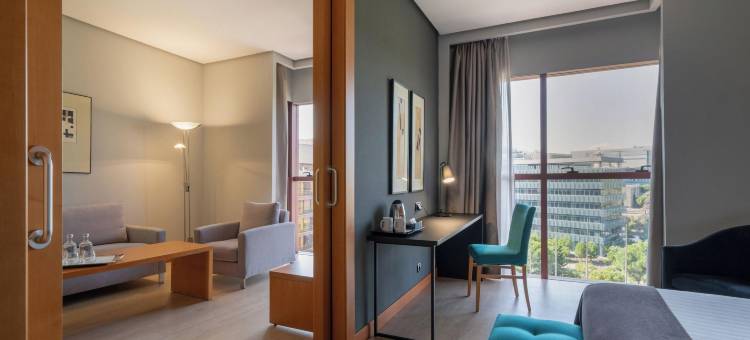 西肯普埃尔塔马德里酒店(Silken Puerta Madrid)图片