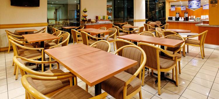 Holiday Inn Express 安托法加斯塔(Holiday Inn Express ANTOFAGASTA by IHG)图片